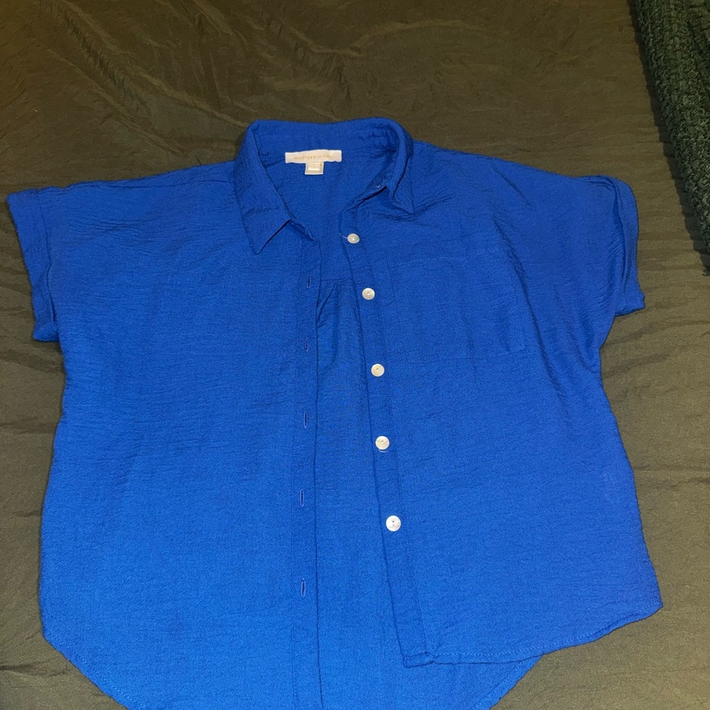 Monteau Blue Button-Up Blouse